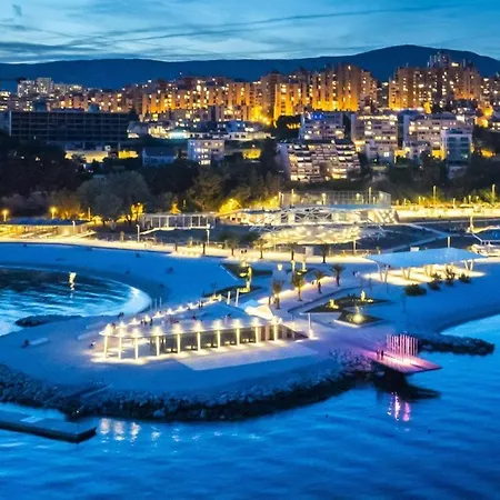 Small Pearl Διαμέρισμα Σπλιτ