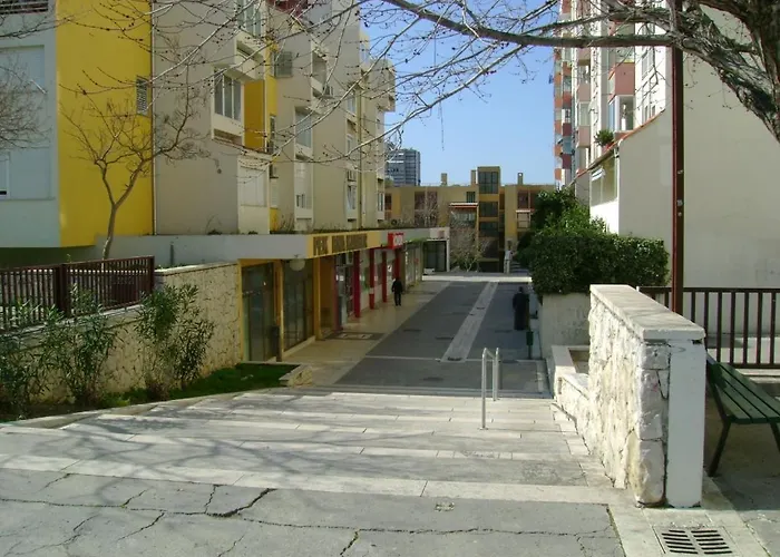 Small Pearl Apartament Split
